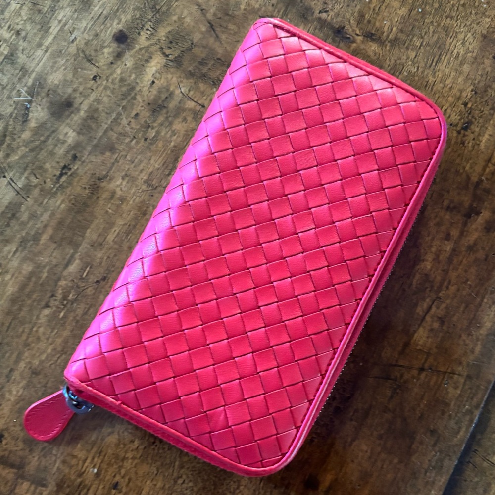 Bottega Veneta Zip-Around Wallet